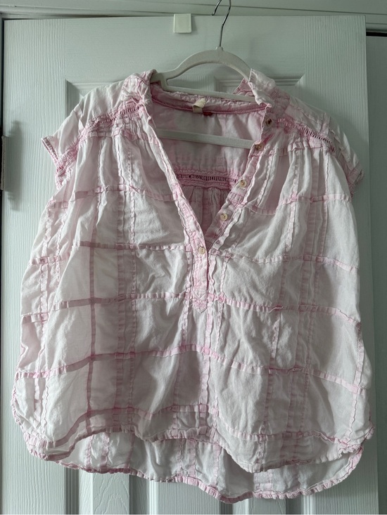 Pilcro Tops - Pilcro / Anthropologie Pink Top Size Medium